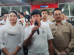 Menteri LH Minta Pengelolaan Sampah Pasar Atas Cimahi Jadi Percontohan