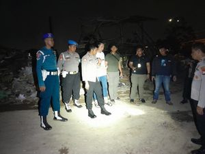 Bentrokan di Kelapa Gading, 1 Orang Luka Bacok hingga Kepala Bocor Bentrokan di Kelapa Gading, 1 Orang Luka Bacok hingga Kepala Bocor