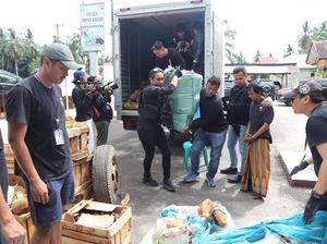 Polri Gagalkan Penyelundupan 74 Kg Ganja dari Sumut, 2 Pelaku Ditangkap