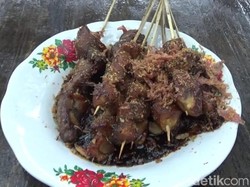 Nikmatnya Sate Torpedo Menggugah Selera dan Dipercaya Tingkatkan Vitalitas