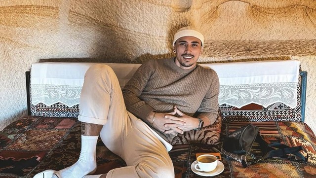 Kabar Terkini Artis dari InsertLive : Izinkan El Barack Temui Ayah Kandung, Vincent Verhaag: Ada Syaratnya!