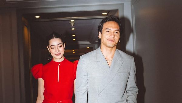 Romantis Banget! Ameera Khan Digandeng Jefri Nichol