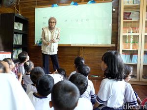 Dwi Sulistia Ningsih, Perangi Buta Huruf di Kampung Halaman Dwi Sulistia Ningsih, Perangi Buta Huruf di Kampung Halaman