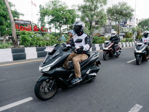 Jajal Fitur RoadSync di Honda PCX 160: Serasa Punya Asisten! Jajal Fitur RoadSync di Honda PCX 160: Serasa Punya Asisten!