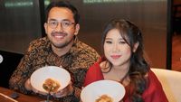 Kiky Saputri Tetap Kulineran Enak Saat Hamil Tua, Intip Momennya!