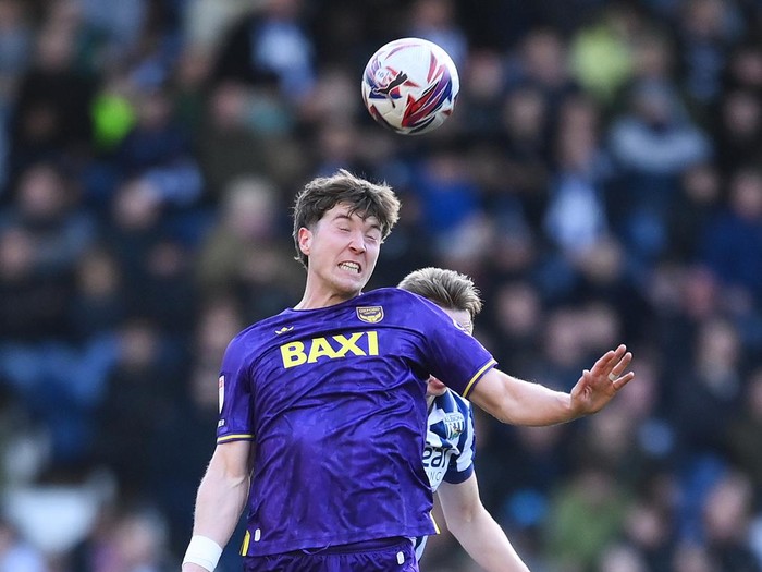 ole romeny oxford united championship west brom vs oxford united WEST BROMWICH, ENGLAND - FEBRUARY 22: Ole Romeny of Oxford United heads the ball during the Sky Bet Championship match between West Bromwich Albion FC and Oxford United FC at The Hawthorns on February 22, 2025 in West Bromwich, England. (Photo by Ben Roberts Photo/Getty Images)