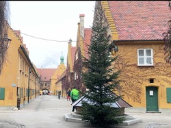 Ada Rumah Sewa di Jerman Cuma Rp 15.000/Tahun, Syaratnya Harus Kirim Doa