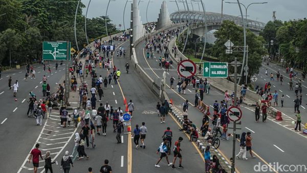 Suasana CFD Terakhir Jelang Ramadan di Bekasi