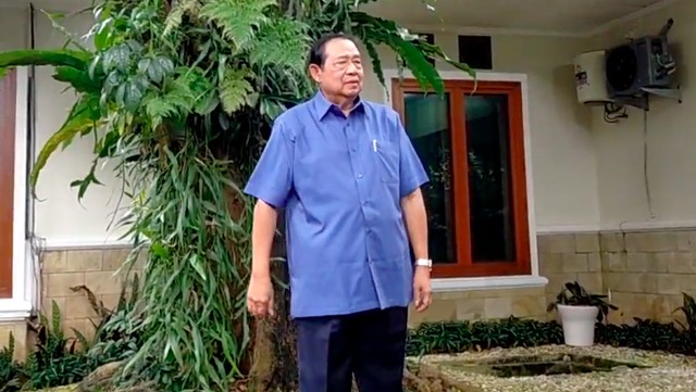 Highlight Dunia Hiburan InsertLive : Momen SBY Hadiri Ngunduh Mantu Al Ghazali, Aura Gagah Disorot