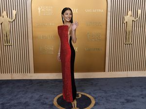 Foto: 10 Best Dressed di Red Carpet SAG Awards 2025, Siapa Terbaik? Foto: 10 Best Dressed di Red Carpet SAG Awards 2025, Siapa Terbaik?