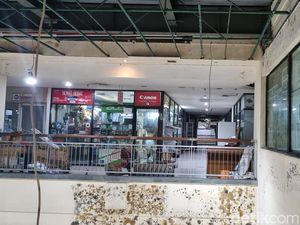 Glodok Plaza Hidup Lagi Usai Tragedi Glodok Plaza Hidup Lagi Usai Tragedi