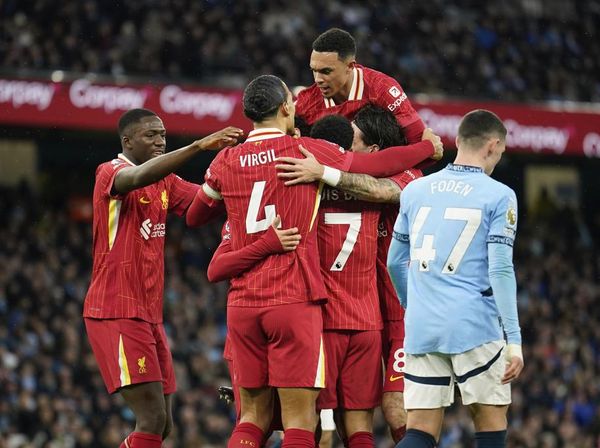 Liverpool Makin Kokoh di Puncak Klasemen