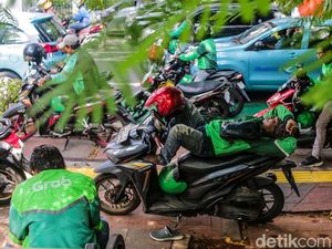 Ojol Mau THR Setara UMP Jakarta? Penghasilan Sebulan Harus Segini Ojol Mau THR Setara UMP Jakarta? Penghasilan Sebulan Harus Segini