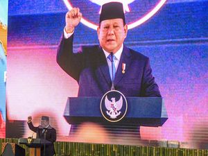 Danantara Resmi Berdiri, Bakal Kelola Aset Rp 14.678 Triliun Danantara Resmi Berdiri, Bakal Kelola Aset Rp 14.678 Triliun