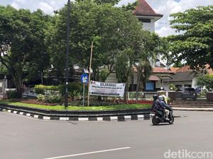 4 Street Coffee Kotabaru Disanksi Yustisi, Terancam Denda Rp 50 Juta 4 Street Coffee Kotabaru Disanksi Yustisi, Terancam Denda Rp 50 Juta