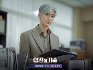 Alasan Lee Je Hoon Berambut Putih di The Art of Negotiation