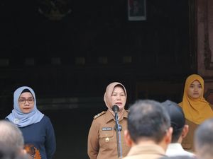 Wabup Nurul Azizah Ajak OPD Sukseskan Bojonegoro Makmur-Membanggakan Wabup Nurul Azizah Ajak OPD Sukseskan Bojonegoro Makmur-Membanggakan