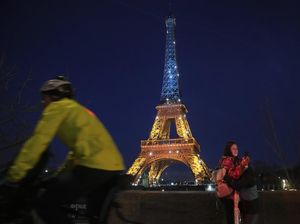 Tangga Menara Eiffel Akan Dilelang, Siap Jadi Bahan Rebutan Kolektor