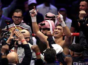 Skill-nya Bivol Sukses Benamkan Power-nya Beterbiev Skill-nya Bivol Sukses Benamkan Power-nya Beterbiev