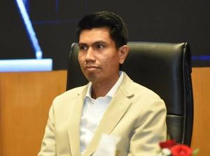 Waka Komisi II DPR Harap Kepala Dinas Juga Diajak Retret Sekda Waka Komisi II DPR Harap Kepala Dinas Juga Diajak Retret Sekda