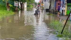 Ratusan Rumah Terendam Imbas 2 Sungai di Sidoarjo Meluap
