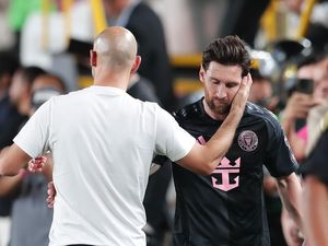 Messi Main Tangan, Mascherano: Terkadang Susah Kontrol Emosi Messi Main Tangan, Mascherano: Terkadang Susah Kontrol Emosi