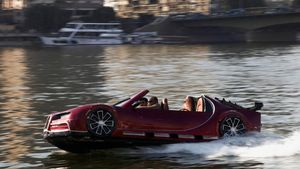 Jetcar Buatan Mesir unjuk Kemampuan di Sungai Nil