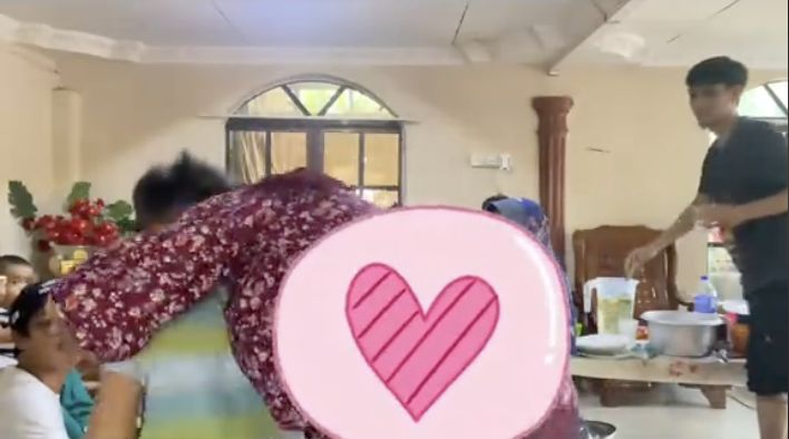 Keren! Wanita Ini Selamatkan Keponakan yang Tersedak Daging Kambing