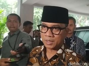 Ditanya soal MK Batalkan Hasil Pilkada Serang, Mendes Yandri Irit Bicara Ditanya soal MK Batalkan Hasil Pilkada Serang, Mendes Yandri Irit Bicara