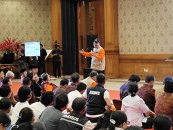 Mensos Gus Ipul Beberkan Anggaran Bansos untuk Bali Rp 670 Miliar Mensos Gus Ipul Beberkan Anggaran Bansos untuk Bali Rp 670 Miliar