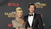 Millie Bobby Brown Bela Suami yang Dikritik Tak Bantu Urus Anak