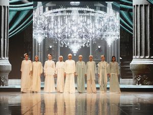 Buttonscarves, Benang Jarum hingga Calla The Label Rilis Koleksi Lebaran 2025 Buttonscarves, Benang Jarum hingga Calla The Label Rilis Koleksi Lebaran 2025