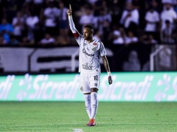 Neymar Sengaja Cetak Gol Olimpico demi Balas Provokasi Fans Lawan