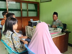Kemenag Angkat Bicara soal Pasangan ODGJ Menikah: Sudah Sesuai Syariat Kemenag Angkat Bicara soal Pasangan ODGJ Menikah: Sudah Sesuai Syariat