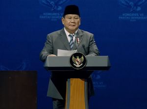 Prabowo Sapa Hatta Rajasa di Kongres PD: Kita Juga Punya yang Rambut Putih Prabowo Sapa Hatta Rajasa di Kongres PD: Kita Juga Punya yang Rambut Putih