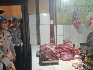 Sidak ke Pasar Kreneng, Kapolda Bali Tanya Harga Daging Sapi Sidak ke Pasar Kreneng, Kapolda Bali Tanya Harga Daging Sapi