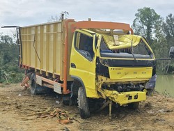 Perusahaan Buka Suara soal Truk Terjun ke Sungai Tewaskan 15 Orang di Pelalawan