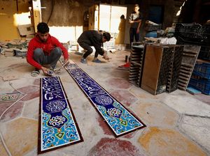 Ubin Buatan Tangan dari Karbala Irak Menjaga Seni Bersejarah Tetap Hidup