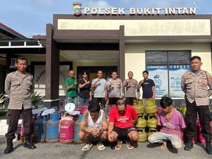 Kontrakan Pengoplos LPG Subsidi di Pangkalpinang Digerebek, 3 Pelaku Diringkus
