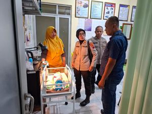 Bayi Dibuang di Nogosari Berusia Seminggu, Kini Dirujuk ke RSPA Boyolali Bayi Dibuang di Nogosari Berusia Seminggu, Kini Dirujuk ke RSPA Boyolali