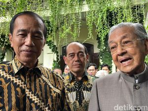 Isi Obrolan Mahathir dan Jokowi Saat Bertemu Hampir 2 Jam Isi Obrolan Mahathir dan Jokowi Saat Bertemu Hampir 2 Jam