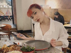 Isyana Sarasvati Kulineran Wagyu hingga Olahan Ayam di Luar Negeri