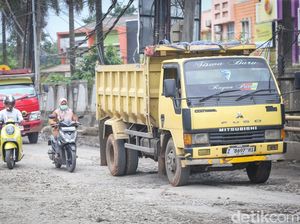 Jalur Neraka Parung Panjang Bogor Mulai Diperbaiki, Rampung Akhir Tahun