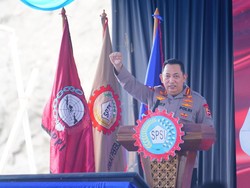 Kapolri Hadiri HUT Ke-52 KSPSI, Pesan agar Buruh Tingkatkan Keterampilan