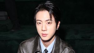 7 Potret Jin BTS di Milan Fashion Week, Ganteng Maksimal Hadiri Show Gucci