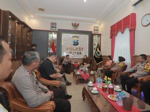 Jalin Sinergitas, Konjen Australia Kunjungi Polres Blitar Jalin Sinergitas, Konjen Australia Kunjungi Polres Blitar