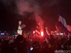 PSIM Juara Liga 2, Suporter Padati Tugu Jogja Malam Ini