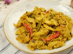 Resep Oseng Ayam Bumbu Kuning, Lauk Praktis Untuk Sahur