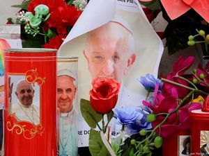 Roma Dipenuhi Doa, Harapan Bagi Kesembuhan Paus Fransiskus