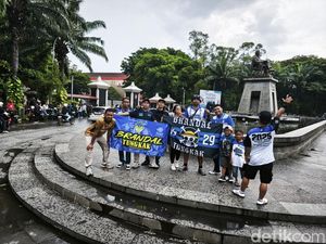 Suporter PSIM Mulai Padati Stadion Manahan, Jaga Mataram Is Love Suporter PSIM Mulai Padati Stadion Manahan, Jaga Mataram Is Love